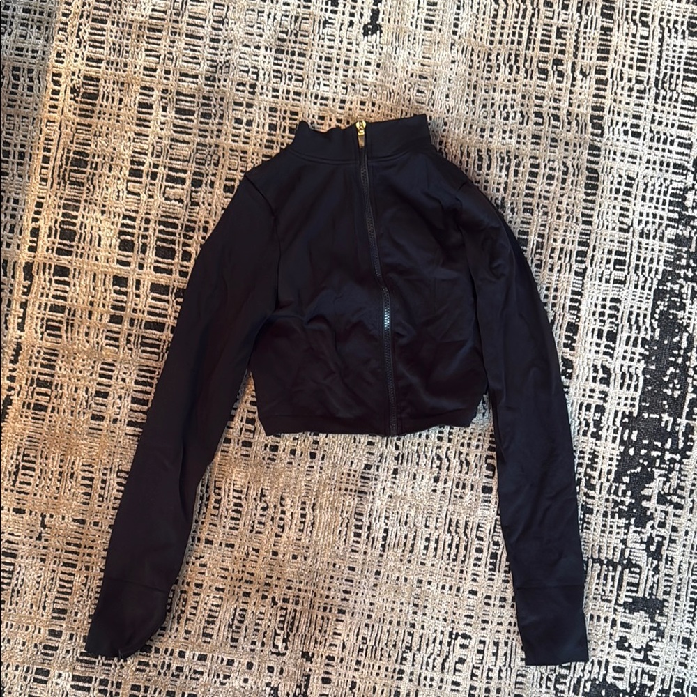 Black cropped Women's workout Jacket